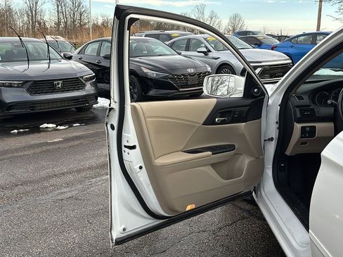 Used 2014 Honda Accord EX-L image 11