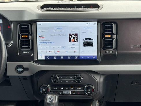 Used 2023 Ford Bronco Badlands AWD/4WD image 13