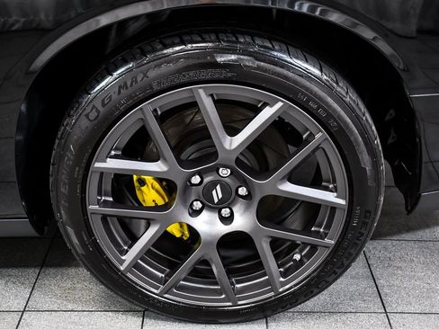 Used 2019 Dodge Challenger R/T Scat Pack RWD image 8