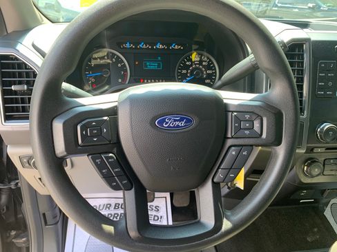 Used 2017 Ford F150 XLT AWD/4WD image 18