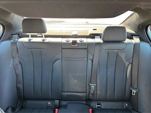 Used 2021 BMW 530i xDrive w/ Convenience Package image 16