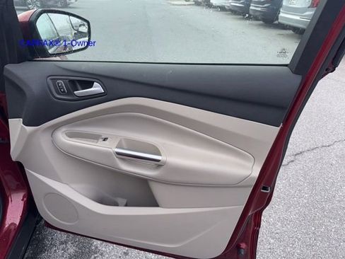 Used 2018 Ford Escape Titanium AWD/4WD image 4