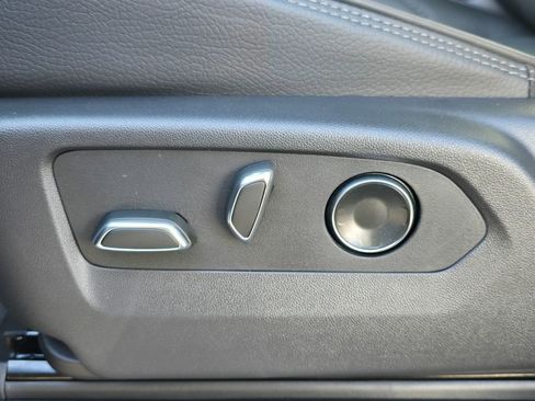 New 2026 GMC Yukon XL Denali w/ Sun & Power Step Package image 15