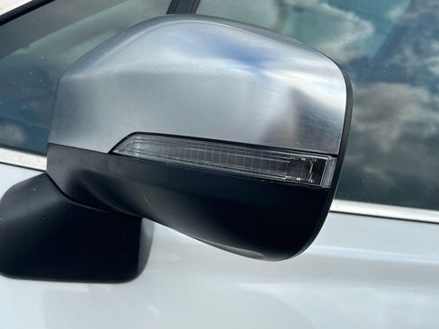 Used 2021 Subaru Forester Touring image 11