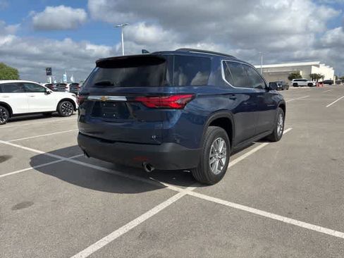 Used 2022 Chevrolet Traverse LT w/ LPO, Cargo Package image 5