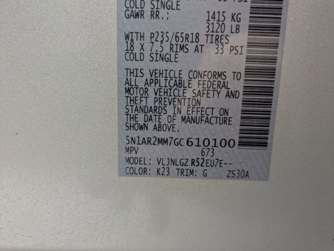 Used 2016 Nissan Pathfinder SL w/ SL Tech Package image 17