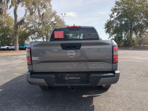 Certified 2024 Nissan Frontier SL w/ Technology Package RWD image 5