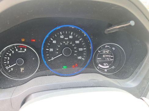 Used 2016 Honda HR-V LX image 2