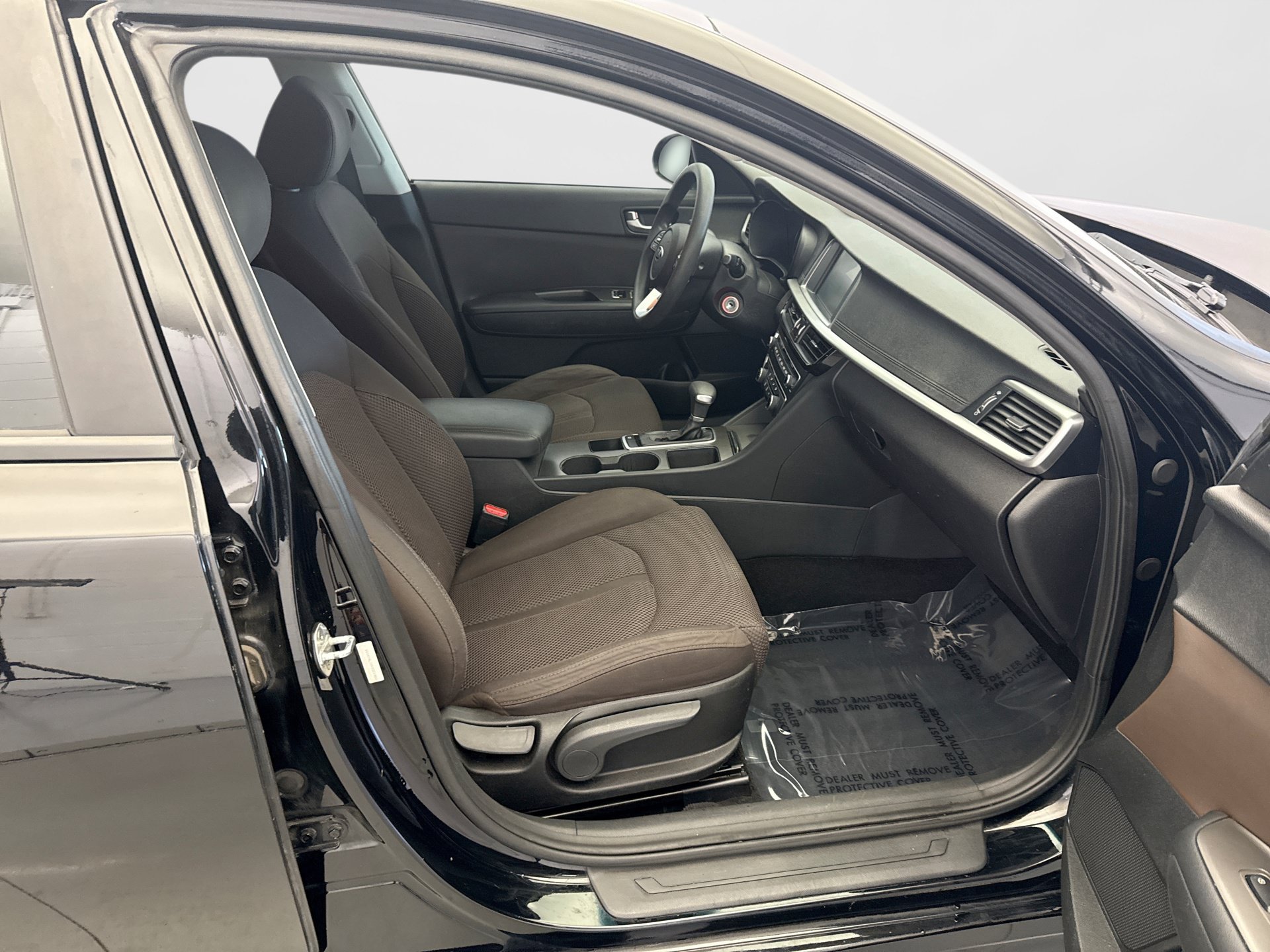 Used 2019 Kia Optima LX FWD image 16