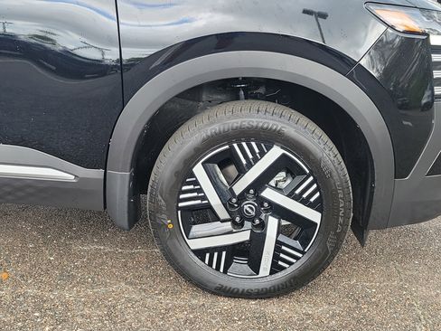 New 2026 Nissan Kicks SV image 6