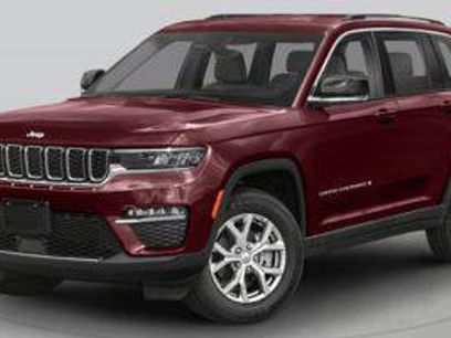 Certified 2025 Jeep Grand Cherokee Limited w/ Black Appearance Package