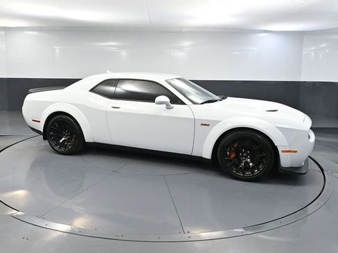 Used 2022 Dodge Challenger R/T Scat Pack image 4