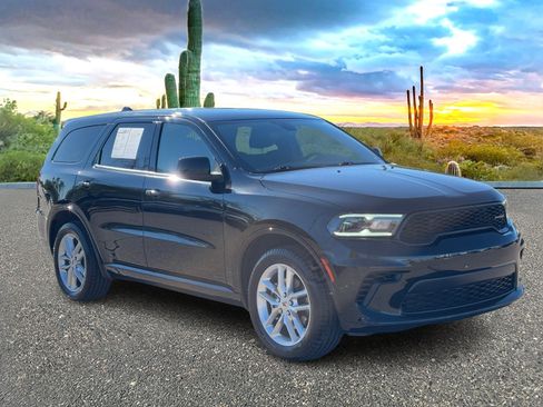 Used 2023 Dodge Durango GT image 9