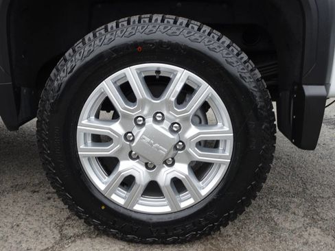 Used 2024 GMC Sierra 2500 Pro image 52