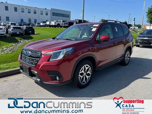 Used 2024 Subaru Forester Premium AWD/4WD image 1