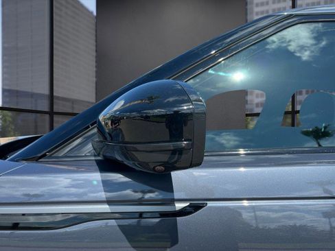 New 2026 Land Rover Range Rover Velar S image 11