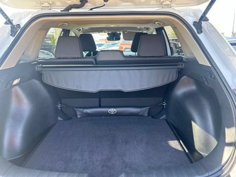Used 2024 Toyota Corolla Cross LE w/ Moonroof Package FWD image 9