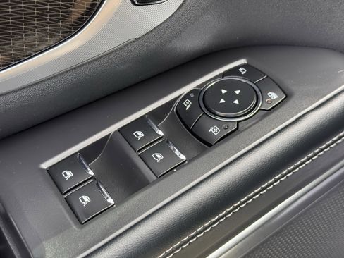 Used 2025 Ford Expedition Max Platinum w/ Stealth Performance Package AWD/4WD image 26