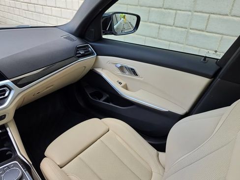 Used 2022 BMW 330i xDrive Sedan w/ Driving Assistance Package AWD/4WD image 64