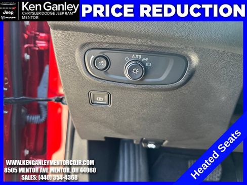 Used 2023 GMC Terrain SLE w/ Driver Convenience Package AWD/4WD image 12