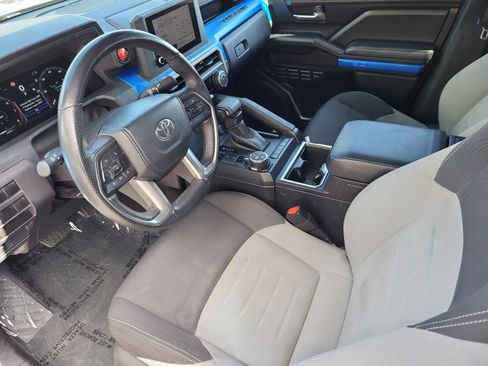 Used 2024 Toyota Tacoma TRD Off-Road image 23