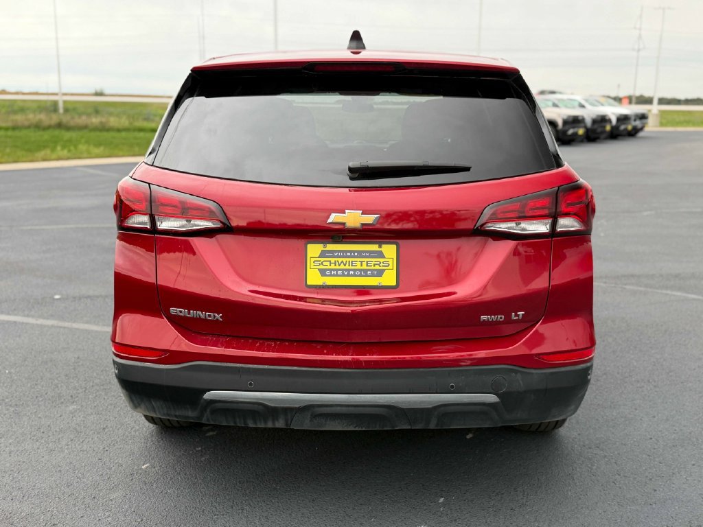 Used 2024 Chevrolet Equinox LT AWD/4WD image 8