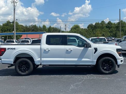 New 2026 Ford F150 XLT w/ Equipment Group 302A MID AWD/4WD image 4