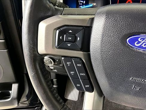 Used 2021 Ford Expedition XLT RWD image 12