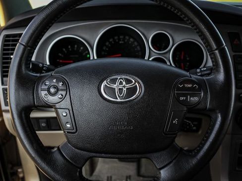 Used 2010 Toyota Sequoia Limited image 11