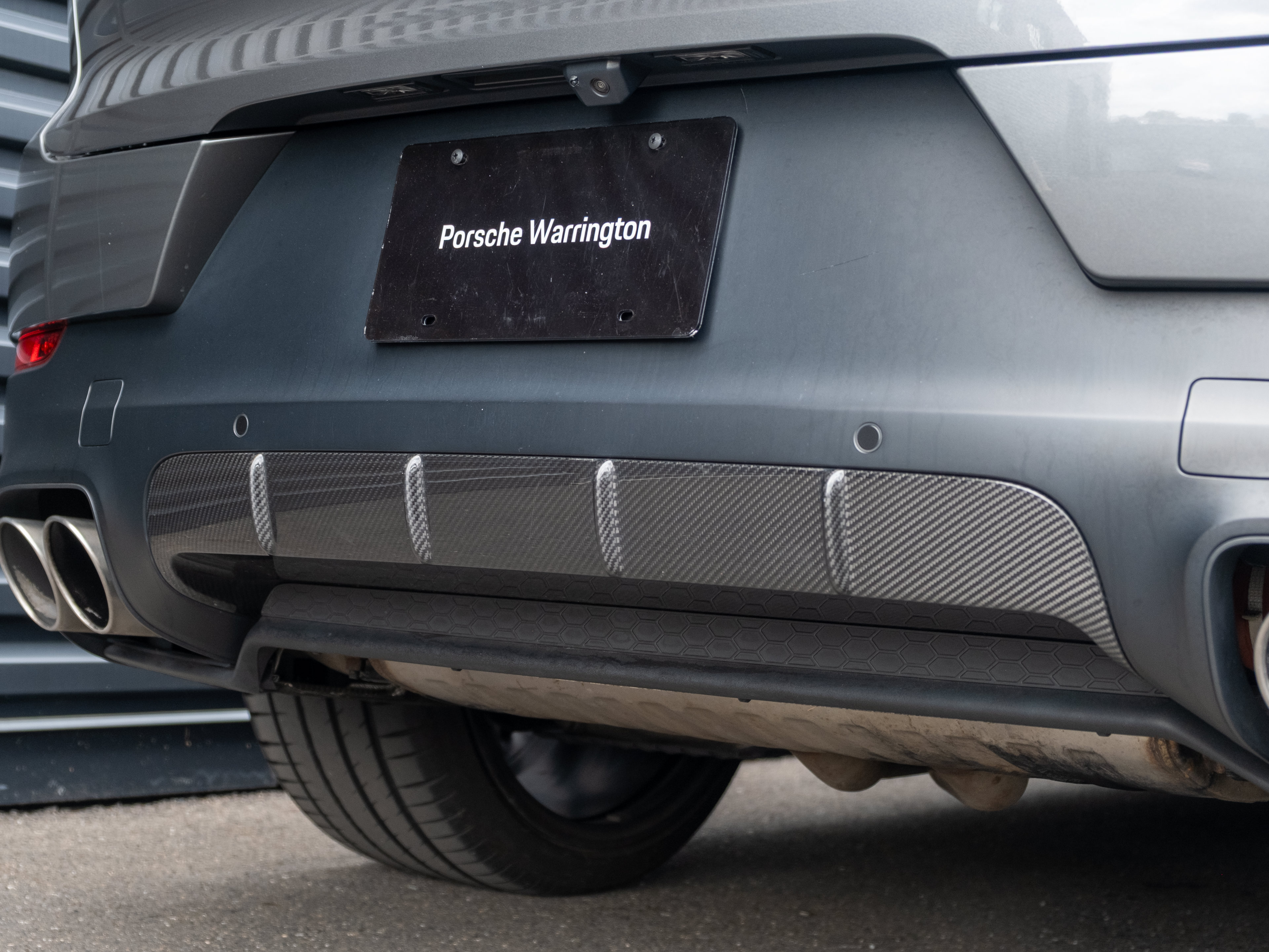 Certified 2022 Porsche Cayenne S AWD/4WD image 22