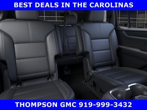 New 2025 GMC Acadia Elevation w/ Elevation Premium Package FWD image 17