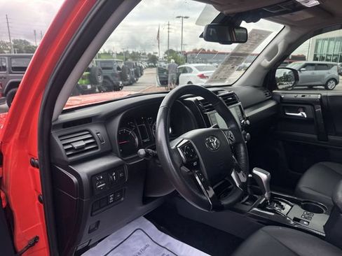 Used 2024 Toyota 4Runner TRD Off-Road Premium w/ Moonroof Package AWD/4WD image 14