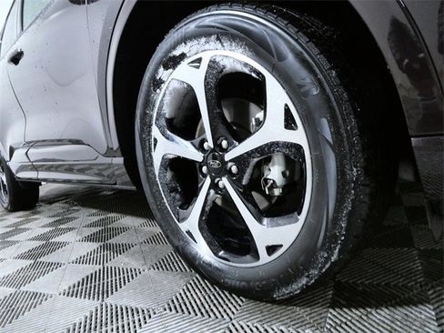 Certified 2023 Ford Escape ST-Line Select w/ Tech Pack #2 image 2