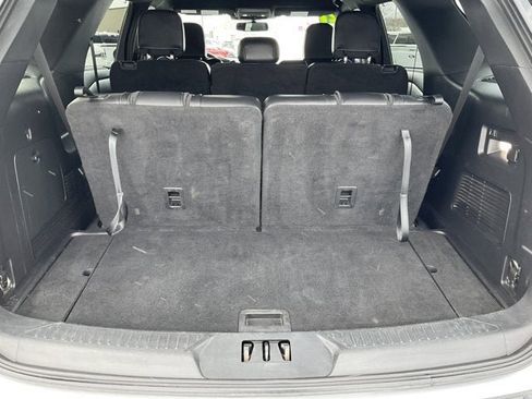 Used 2022 Ford Explorer ST w/ ST Street Pack image 5