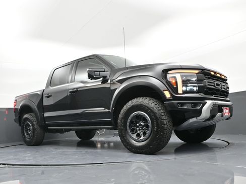 Used 2025 Ford F150 Raptor image 29