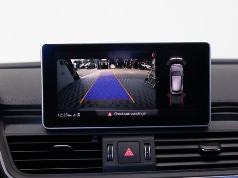 Used 2020 Audi SQ5 Premium Plus w/ Premium Plus Package image 30