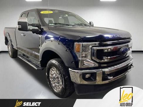 Used 2022 Ford F250 XLT w/ XLT Premium Package AWD/4WD image 4