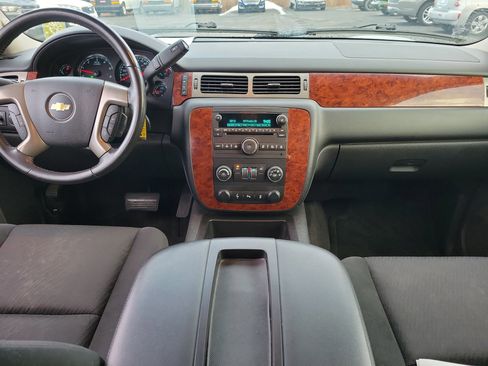 Used 2013 Chevrolet Avalanche LS w/ All-Star Edition image 9