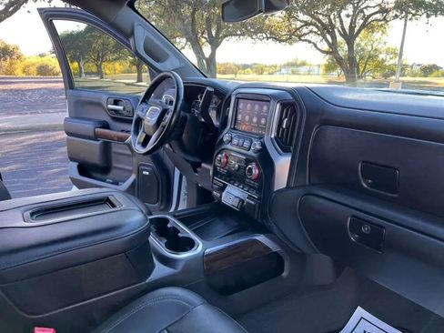 Used 2021 GMC Sierra 1500 SLT image 33