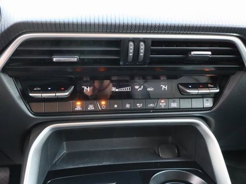 Used 2024 MAZDA CX-90 3.3 Turbo w/ Select Package image 36