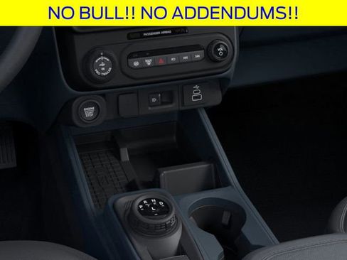 New 2025 Ford Maverick Lariat w/ Black Appearance Package image 17