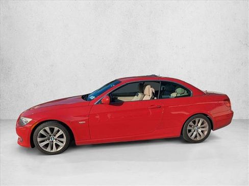 Used 2012 BMW 328i Convertible image 4