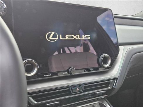 Used 2026 Lexus TX 550h AWD Plug-In Hybrid w/ Technology Package image 14