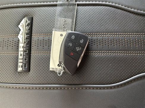 New 2026 Chevrolet Silverado 2500 High Country w/ Technology Package image 35