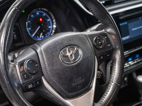 Used 2018 Toyota Corolla SE w/ Carpet Mat Package (TMS) image 20