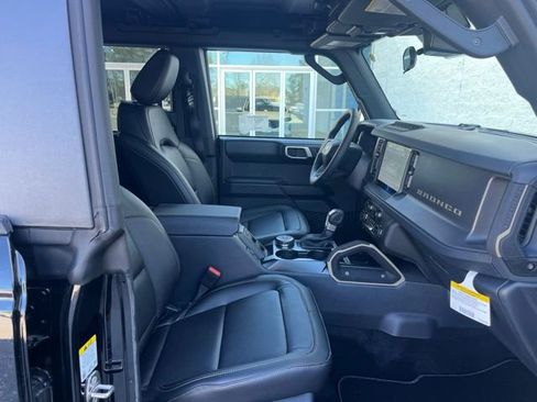 New 2026 Ford Bronco Badlands image 7