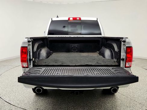 Used 2019 RAM 1500 Big Horn AWD/4WD image 19