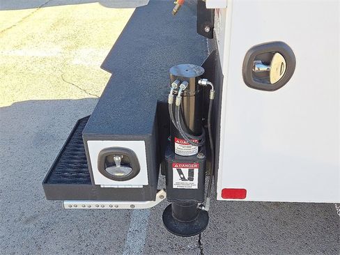 New 2024 RAM 5500 Tradesman image 10