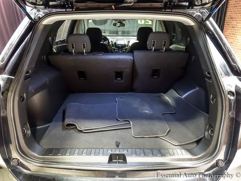 Used 2020 Chevrolet Equinox LS w/ LS Convenience Package image 27