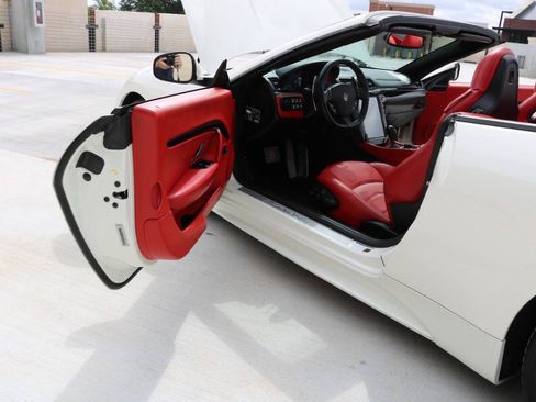 Used 2014 Maserati GranTurismo MC RWD image 86